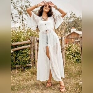 NEW! Lana West Elegant White Swim Cover-Up Size Medium